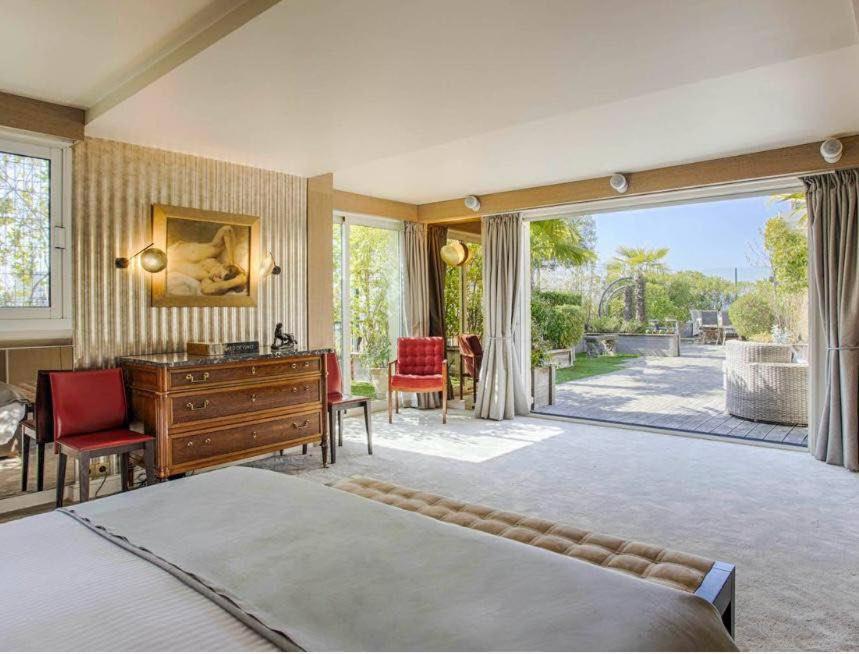 Appartement Trocadero De Luxe Parijs